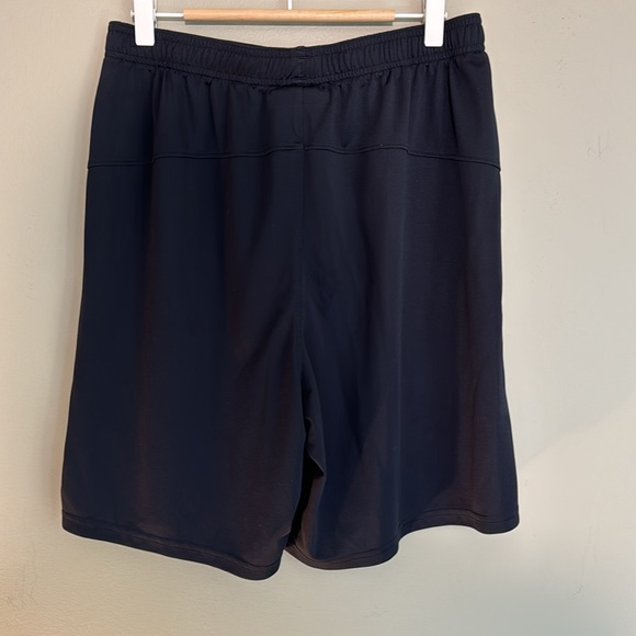 Under Armour Athletic Shorts with Elastic Waistband with String Tie - Picture 3 of 3